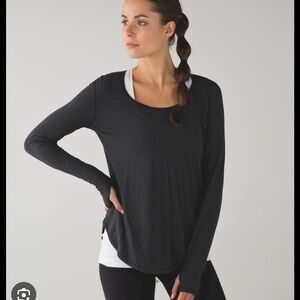 Lululemon Yogini five year tee size 10